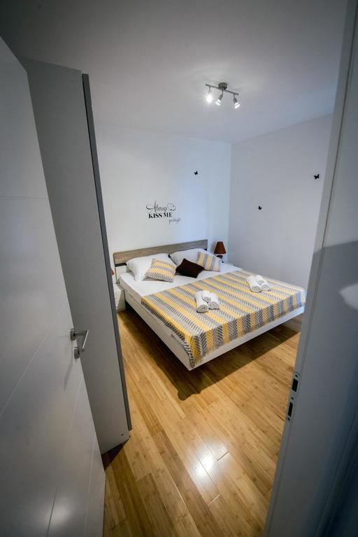 Apartment Luka *